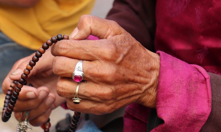 Mitigating the Impact of Scandals on Election Campaigns