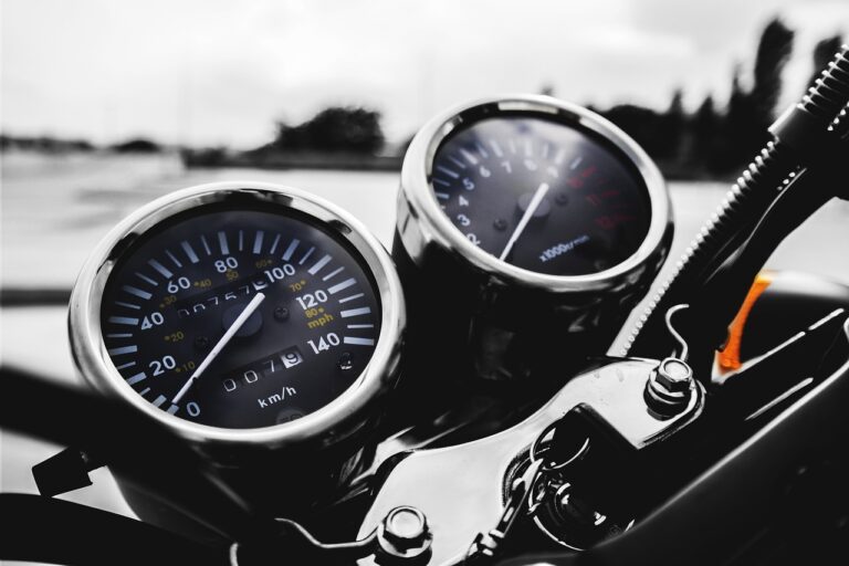Analyzing the Maintenance Costs of Conventional vs. Synthetic Motor Oil: Betbhai99, Radhe exchange download apk, 99 exchange login